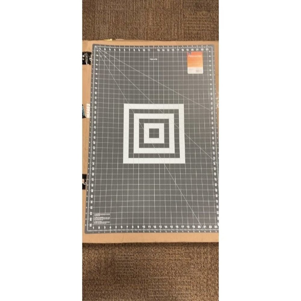 Fiskars Self Healing Cutting Mat - 18” x 24" Grid - Rotary Fabric Cutting Craft